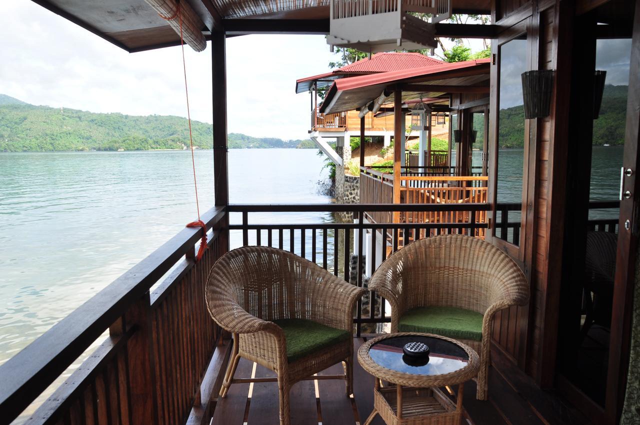 Froggies Divers Lembeh Hotel Exterior photo